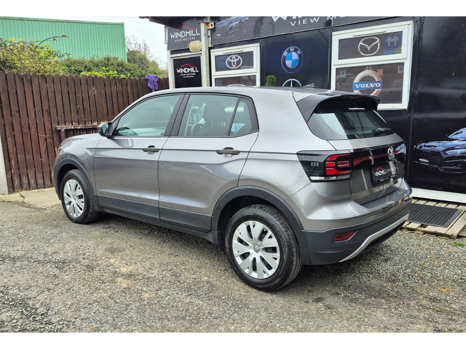 2020 Volkswagen T-Cross - image 6