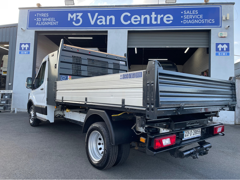 2022 Ford Transit - image 3