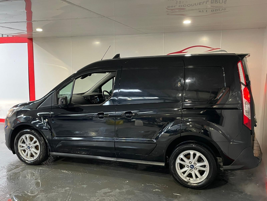 2021 Ford Transit Connect - image 14