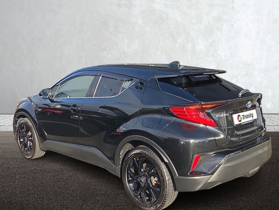 2020 Toyota C-HR - image 18