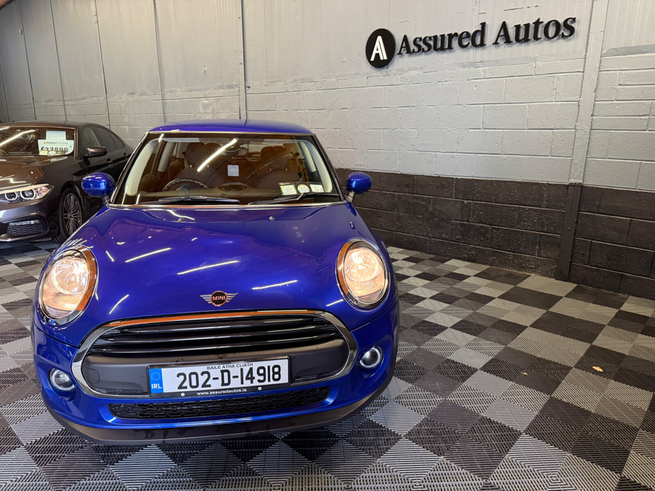 2020 MINI Hatch  €17,900