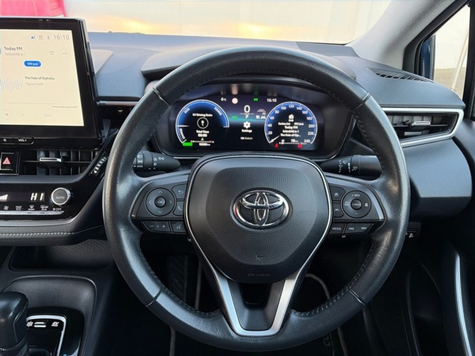 2023 Toyota Corolla COROLLA LUNA SALOON €23,888