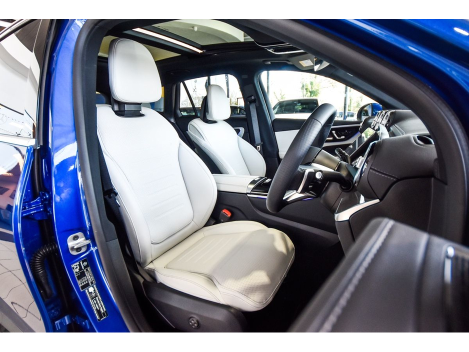 2026 Mercedes-Benz GLC Class - image 10