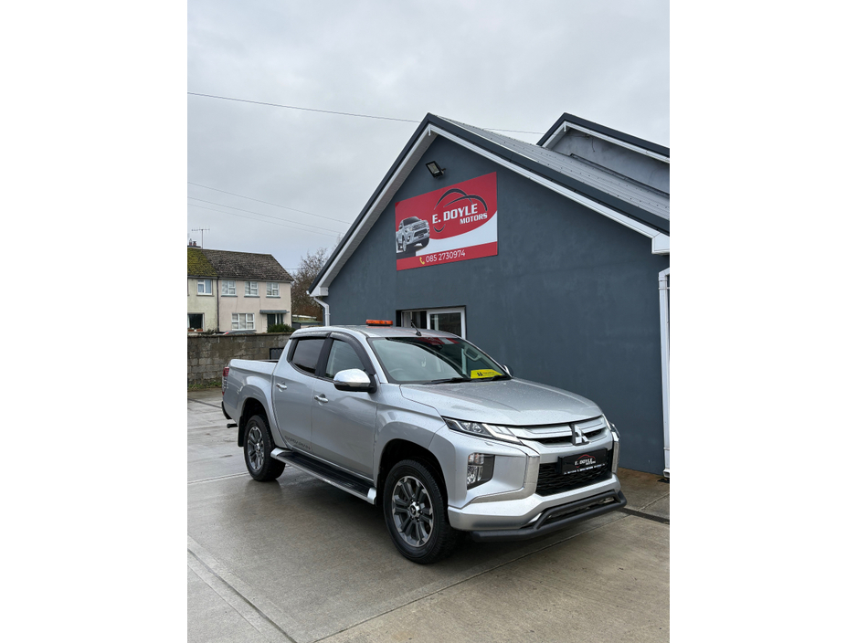 2021 Mitsubishi L200 BARBARIAN DI-D AUTO DCB €25,500