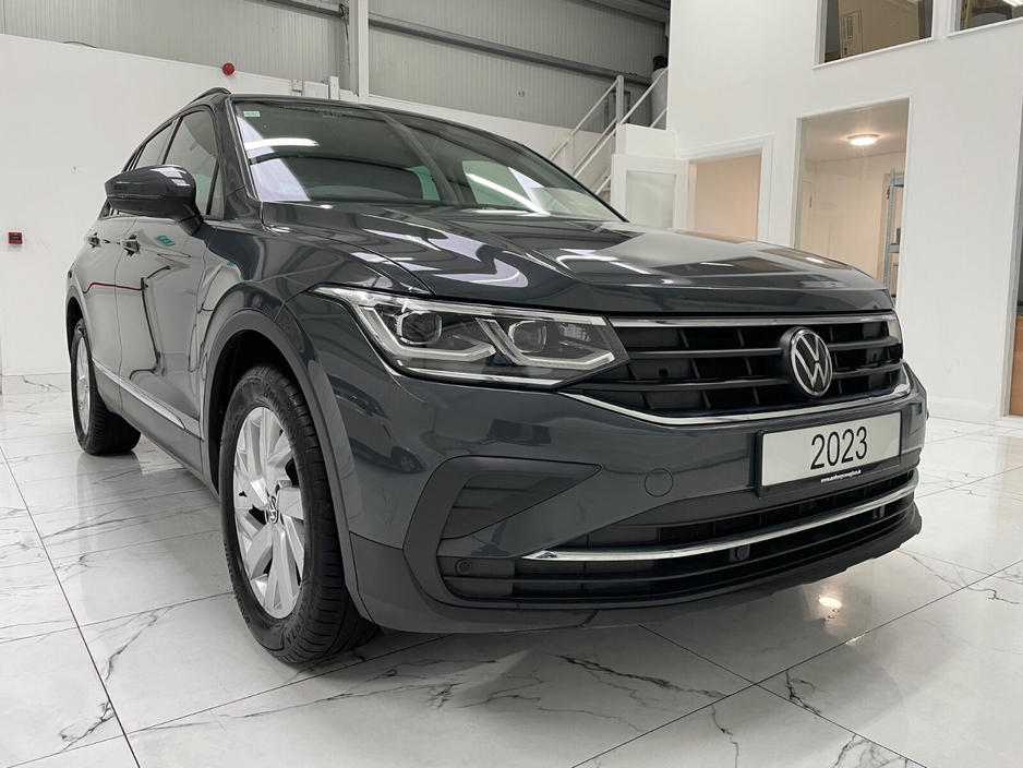 2023 Volkswagen Tiguan  €31,995