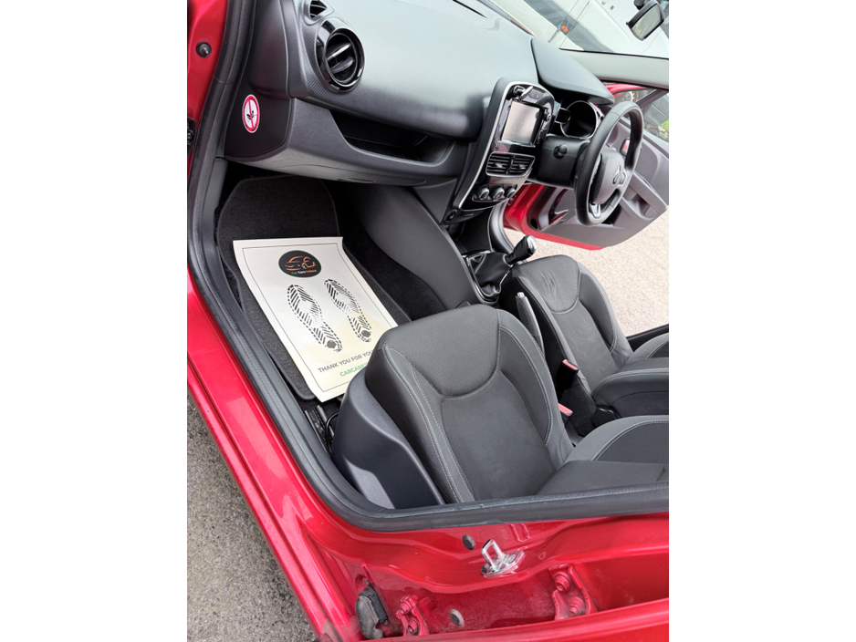 2018 Renault Clio - image 15