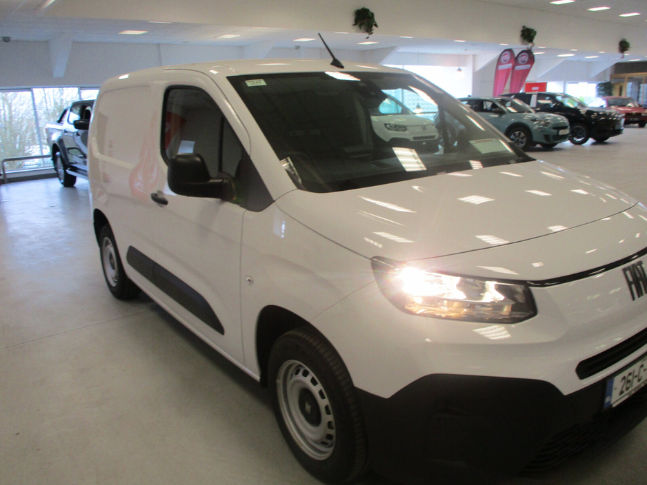2026 Fiat Doblo - image 6
