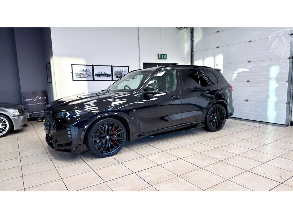 2024 BMW X5 XDRIVE50E M SPORT PRO €90,950
