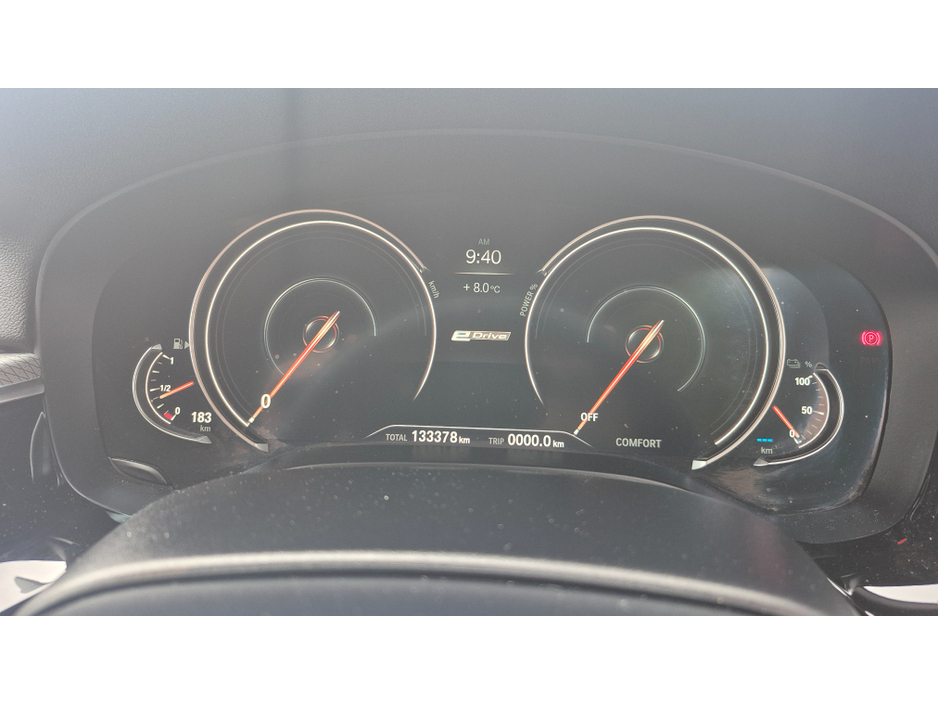 2018 BMW 5 Series - image 21