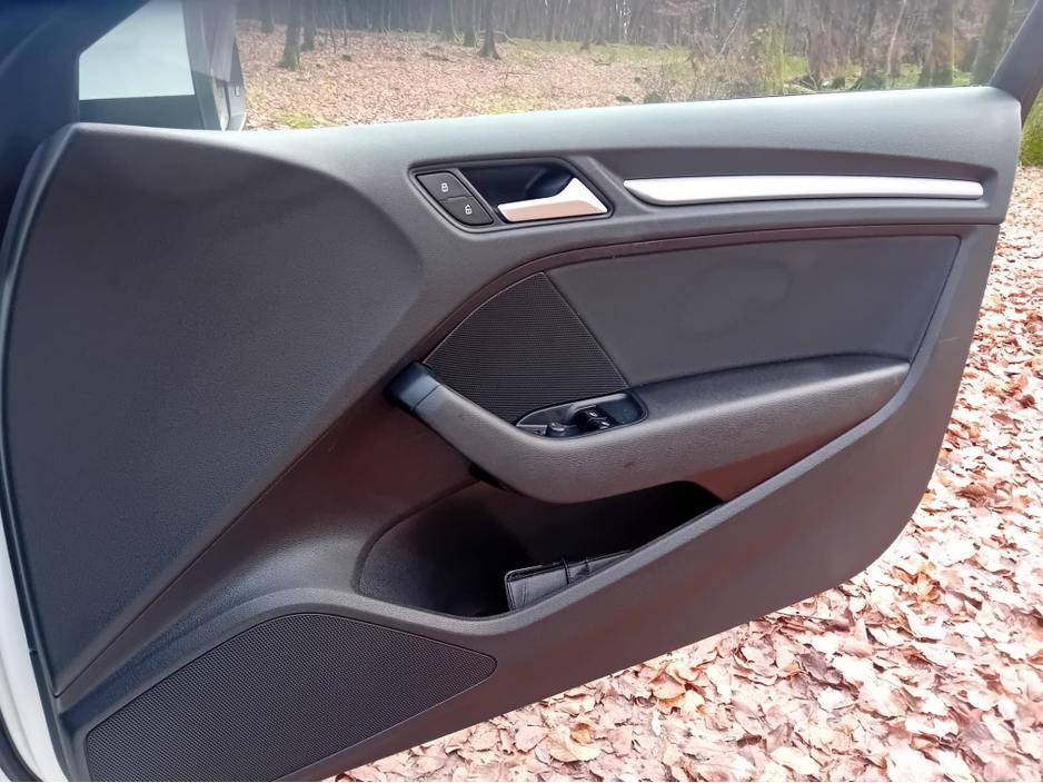 2016 Audi A3 - image 17