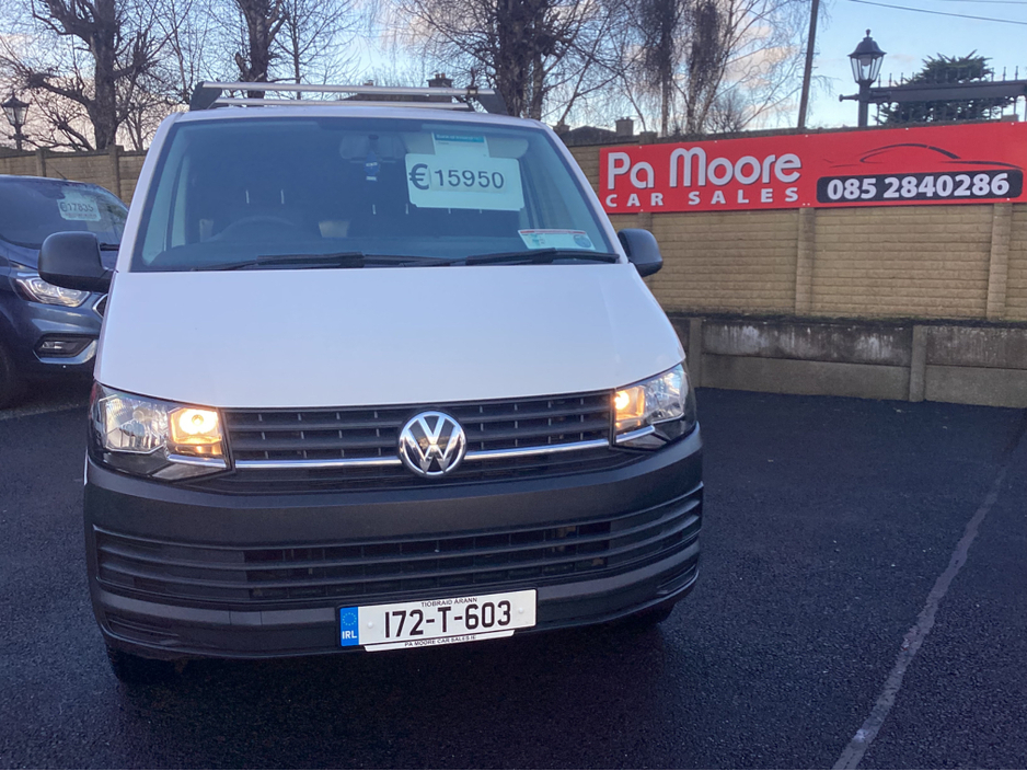 2017 Volkswagen Transporter ** ONLY 137KMS * CAMERA €15,950