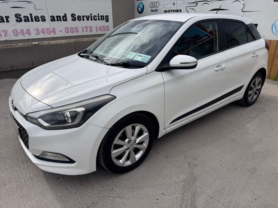 2016 Hyundai i20 - image 15