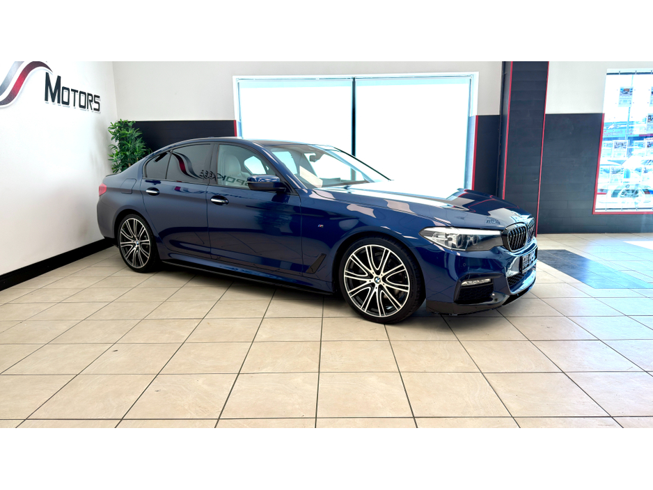 2018 BMW 5 Series - image 3