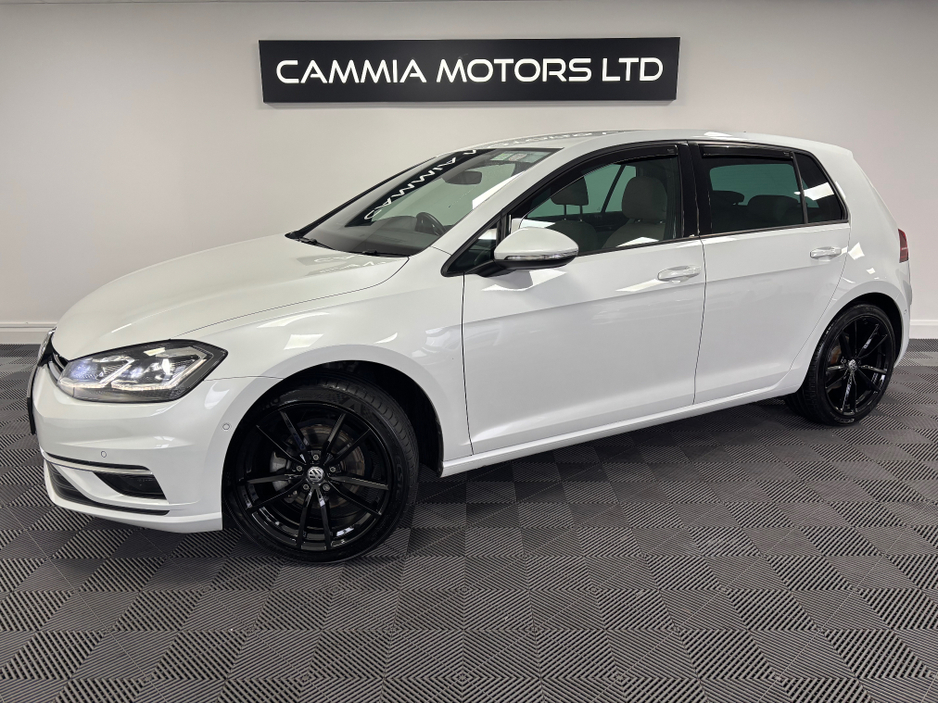 2019 Volkswagen Golf *VOLKSWAGEN GOLF TSI* *LOW MILEAGE* *HEATED LEATHER ELECTRIC SEATS* *WIDE PRONAV SCREEN* *REVERSE CAMERA* *PARKING SENSORS* *DSG AUTOMATIC* *FINANCE AVAILABLE* *TRADE INS WELCOME* €21,950