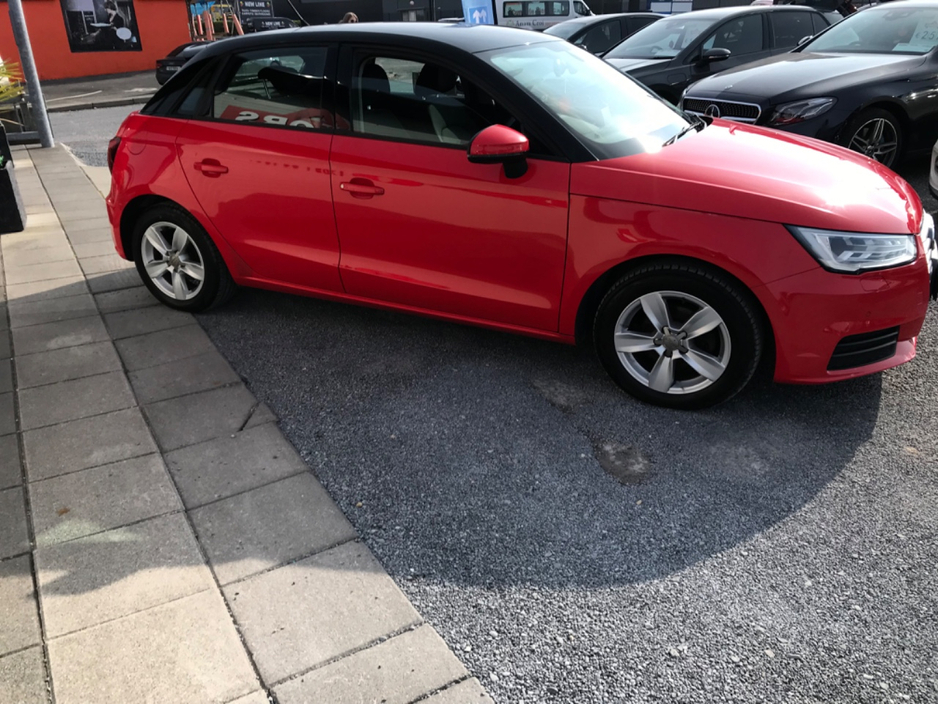 2017 Audi A1 - image 9