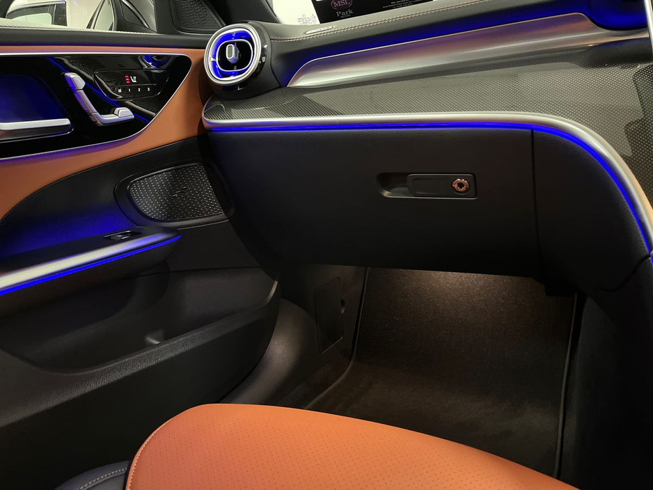 2025 Mercedes-Benz C Class 300e AMG 4Matic Premium High Spec demo- 18 Inch Alloys - Reversing Camera - Cruise Control - Climate Control - Electric Heated Seats - Sat Nav - Keyless Start €64,950