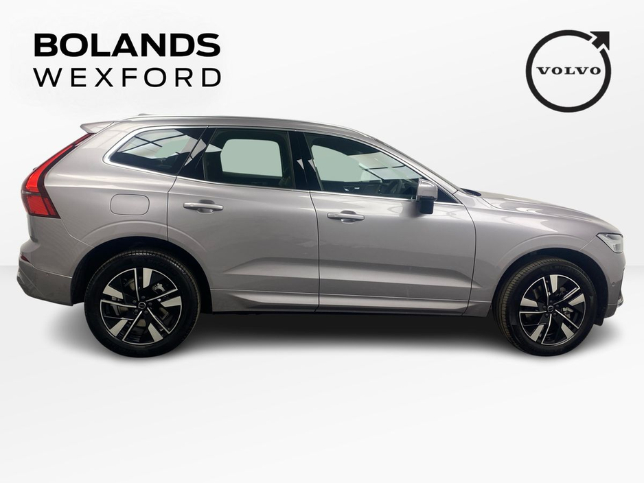 2026 Volvo XC60 - image 4