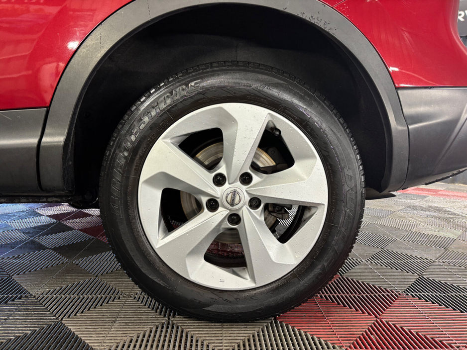 2018 Nissan Qashqai - image 14