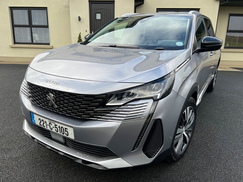 2022 Peugeot 5008 1.5 BlueHDi 130bhp Allure €33,950