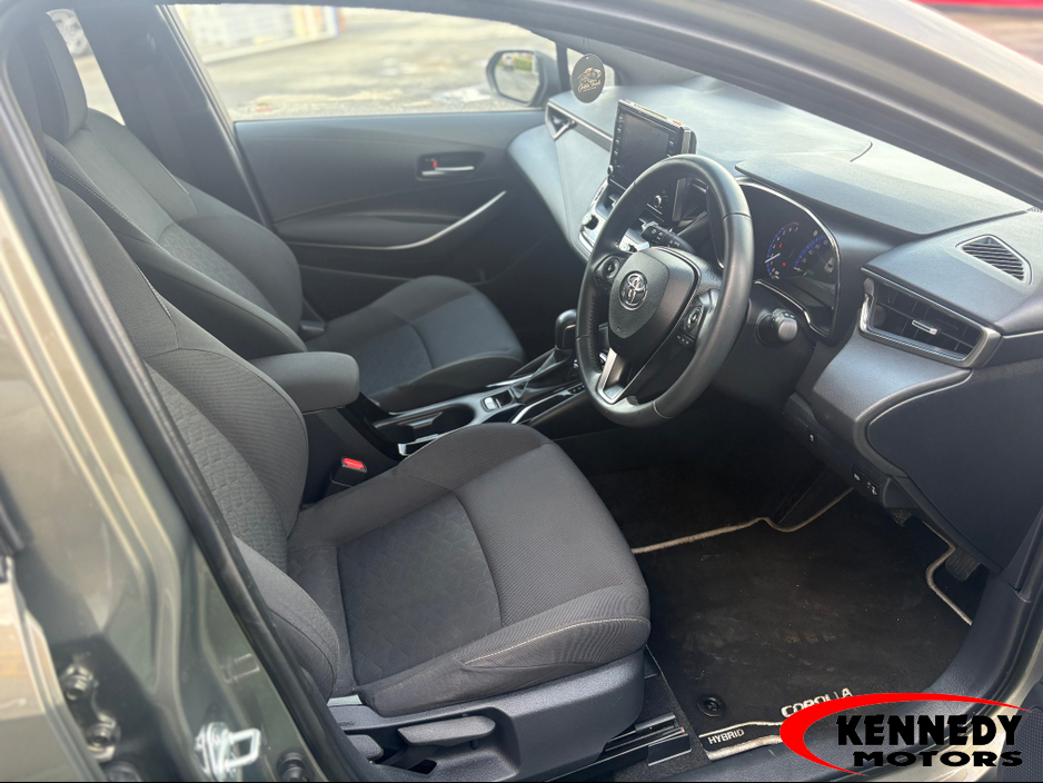 2019 Toyota Corolla - image 10