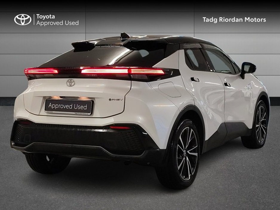 2025 Toyota C-HR PHEV SOL €45,750