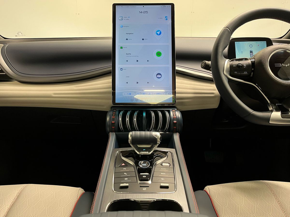 2026 BYD ATTO 3 - image 11