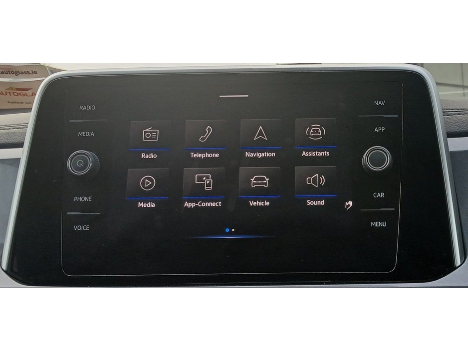 2024 Volkswagen T-Roc - image 18