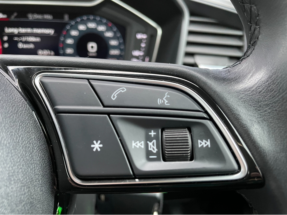 2022 Audi A1 - image 17