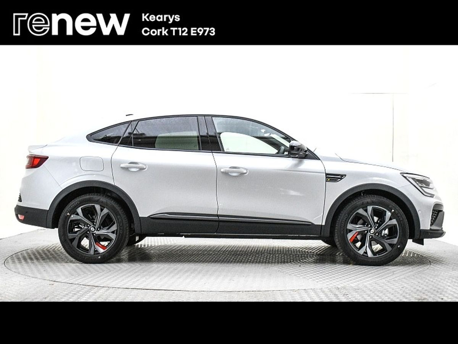 2021 Renault Arkana R.S. Line E-TECH Hybrid 145 Auto €23,900