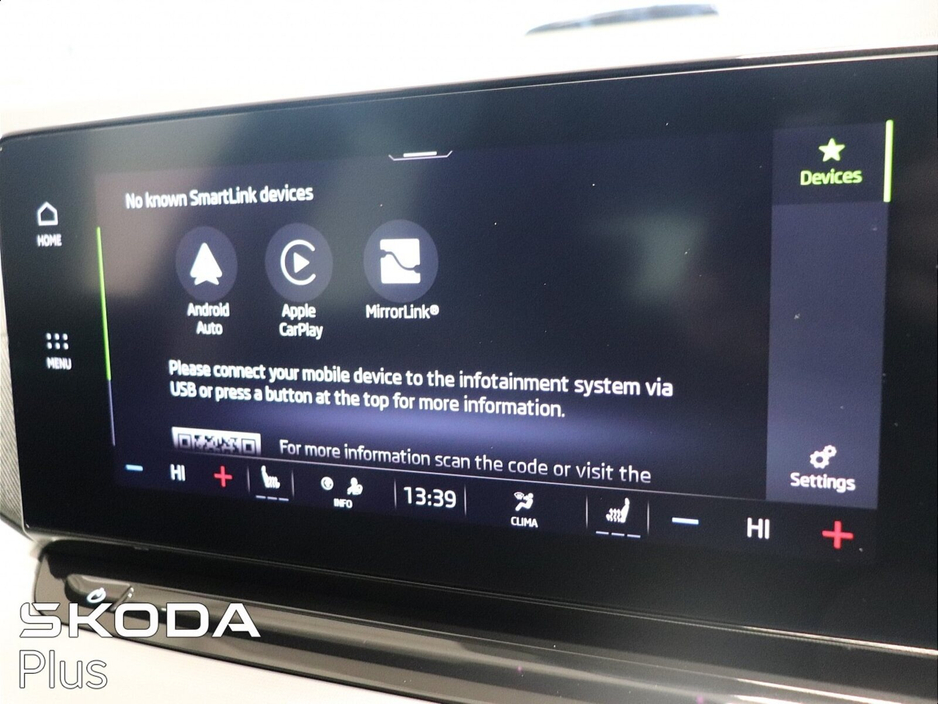 2023 Skoda Octavia - image 19