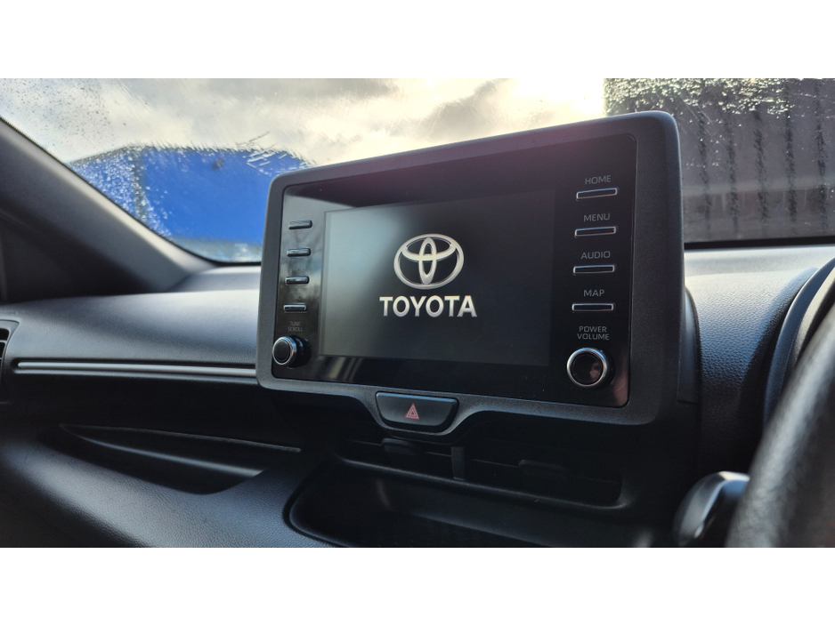 2020 Toyota Yaris Hybrid X Pack Automatic €14,950