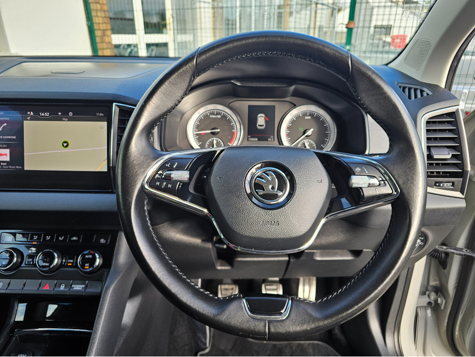 2021 Skoda Karoq - image 17