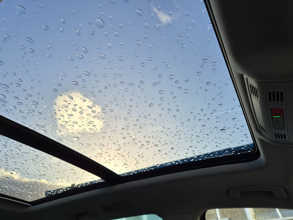 2019 Volkswagen Tiguan - image 9