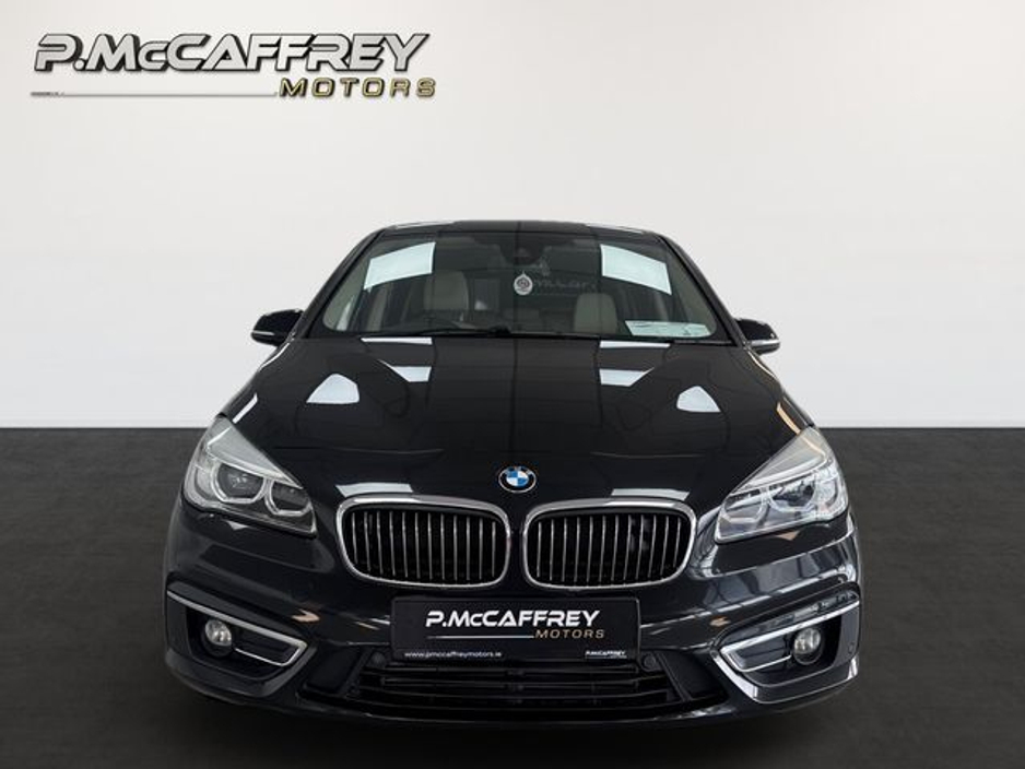 2016 BMW 2 Series Gran Tourer - image 2