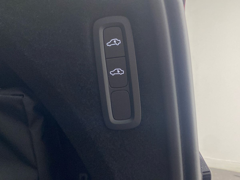 2026 Volvo XC90 - image 22