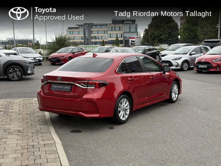 2023 Toyota Corolla LUNA SALOON * LOW MILEAGE NEW MODEL* €28,950