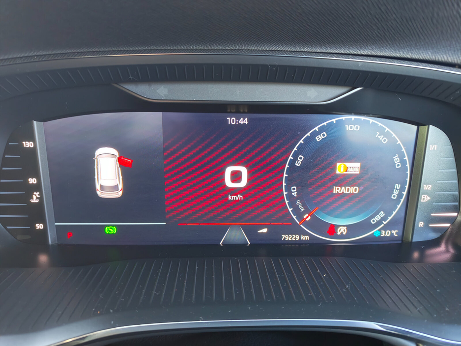 2022 Skoda Octavia - image 23