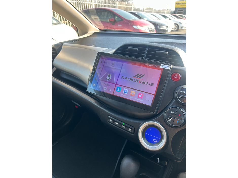 2013 Honda Fit - image 7