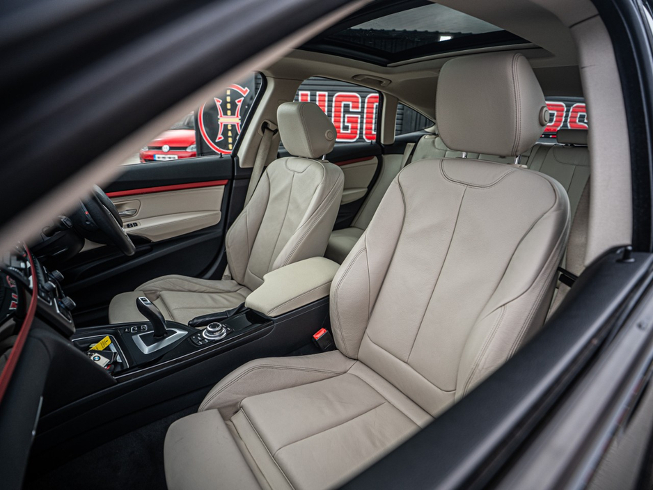 2016 BMW 3 Series - image 37