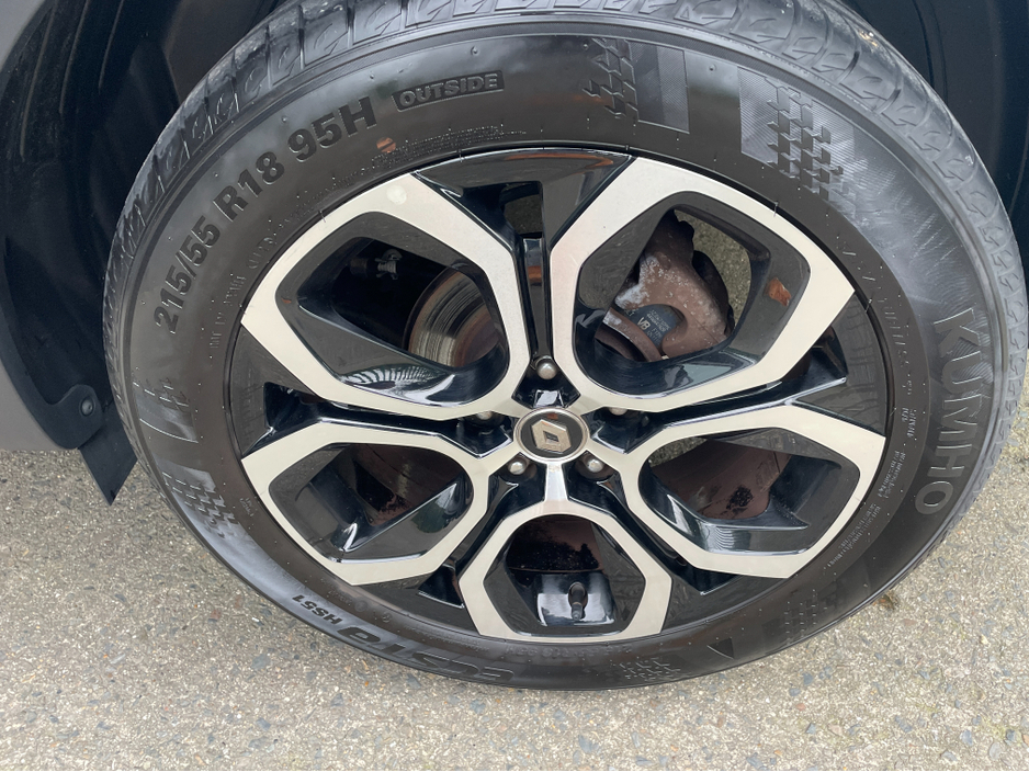 2023 Renault Arkana TCE 140 AUTO TECHNO 5DR LOW KMS AS NEW! €25,995