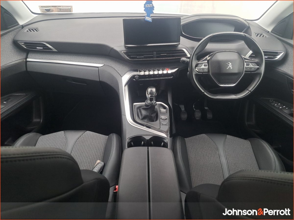 2022 Peugeot 3008 1.2 PureTech 130bhp Allure €28,950