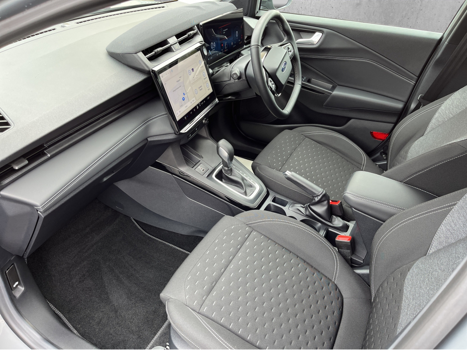 2025 Ford Puma - image 18