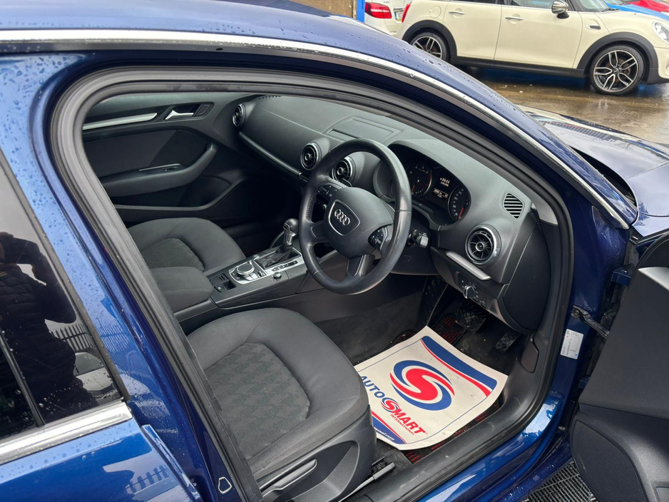 2014 Audi A3 Sportback - image 4