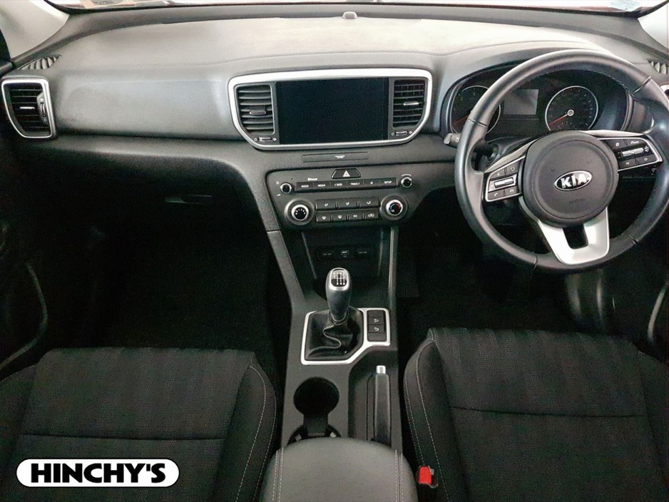 2022 Kia Sportage - image 2