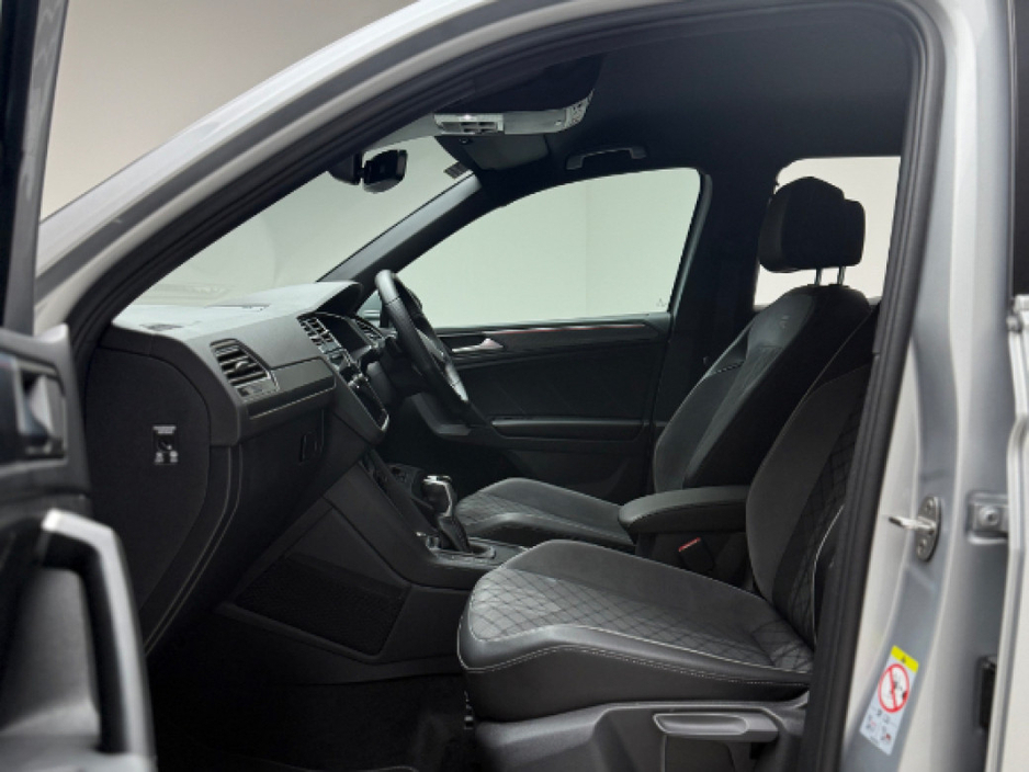 2023 Volkswagen Tiguan R-LINE 1.4 TSI PHEV DSG €37,990