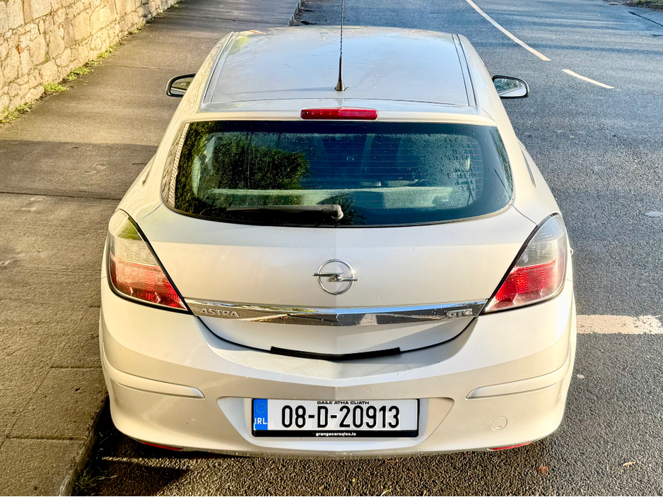 2008 Opel Astra SPORT DESIGN 1.6 I 16V!! NEW NCT !! €2,950