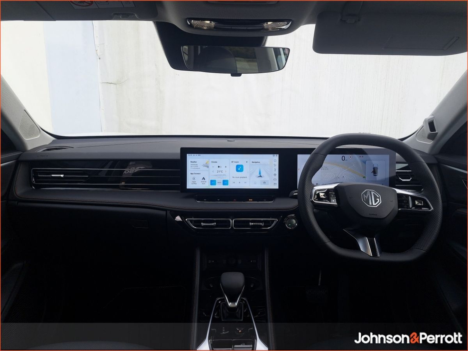 2026 MG HS ORDER YOUR NEW HS TODAY €41,845