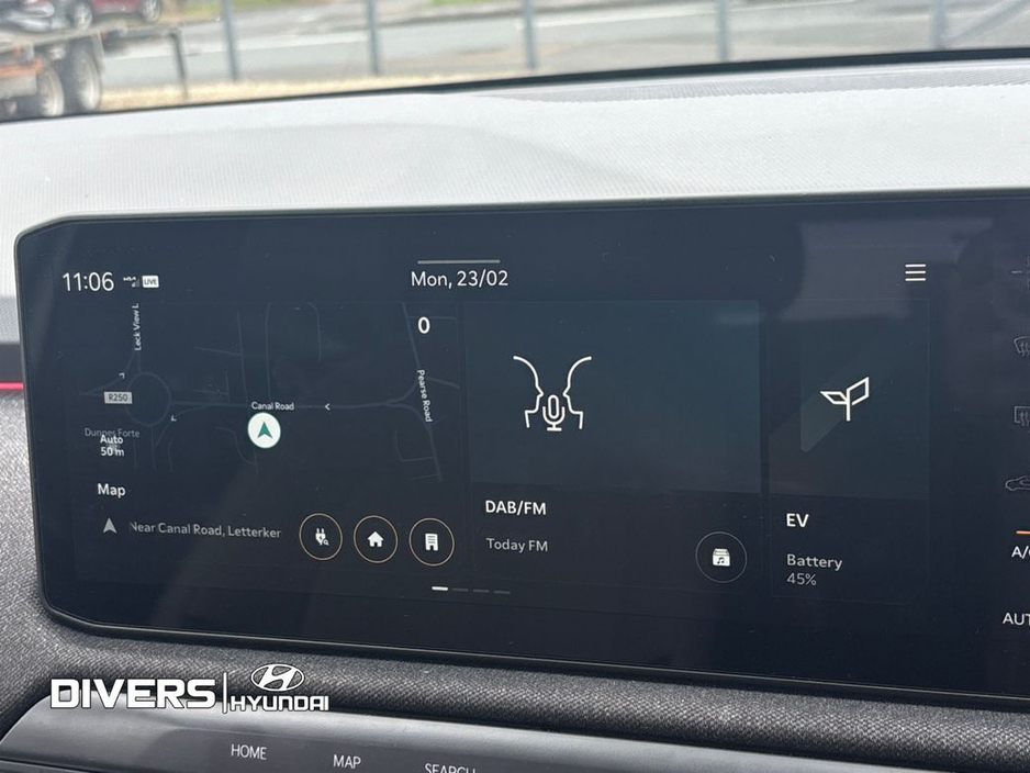 2025 Kia EV3 - image 13