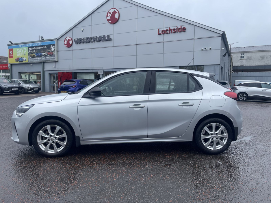 2022 Opel Corsa - image 4