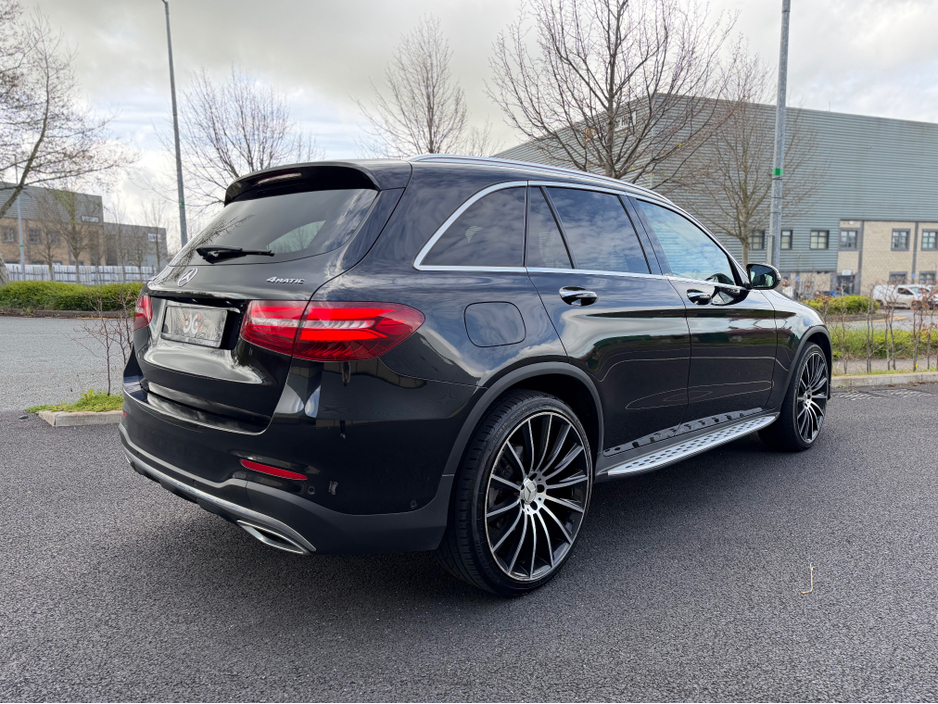 2018 Mercedes-Benz GLC Class - image 6